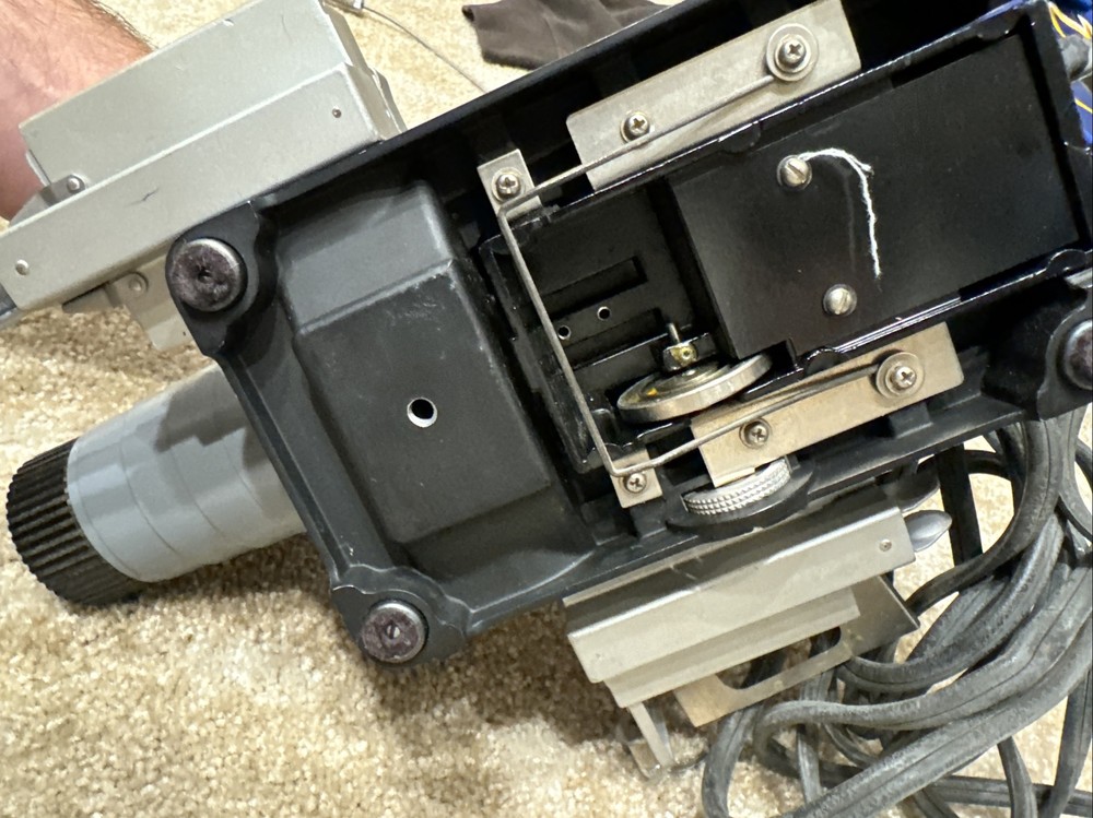 Vintage Eastman Kodak Kodaslide Projector Model 2A With loader / hand changer