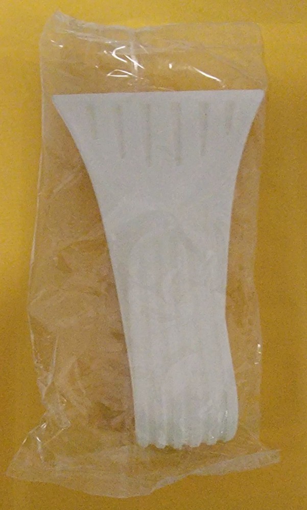 NEW ICE SNOW WINDOW SCRAPER PLASTIC DE ICER HANDLE TOOL HAS RANDOM COMPANY LOGO