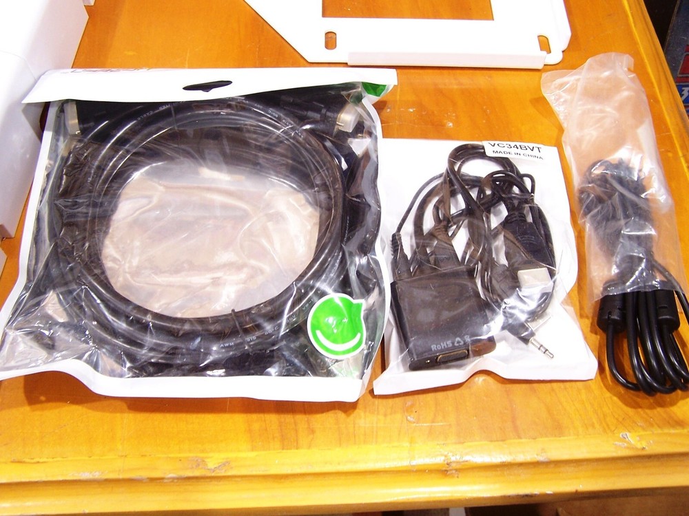 Complete Epson BrightLink 450Wi Interactive Projector / H317A lamp hours 41