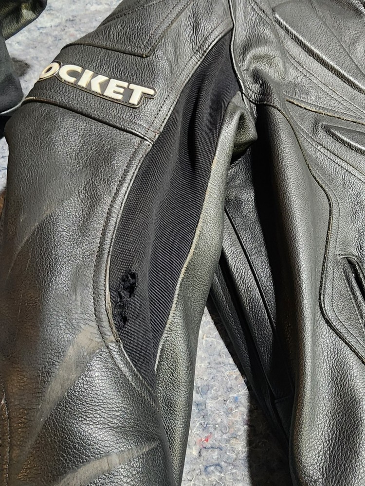 Joe Rocket Mens Leather Jacket Size 44 Used Condition