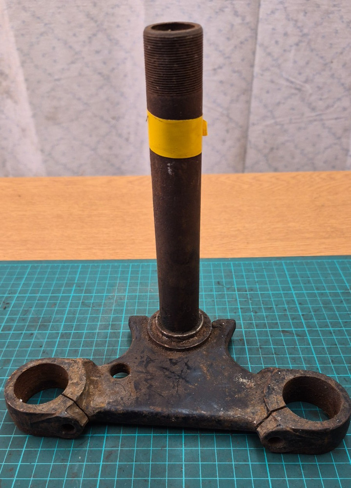 BSA  Bottom Yoke - used