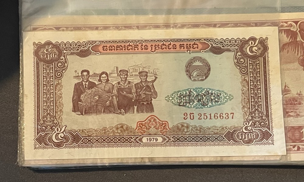 20 Different Asian Countries Bank Notes Banknotes In Sealed Package