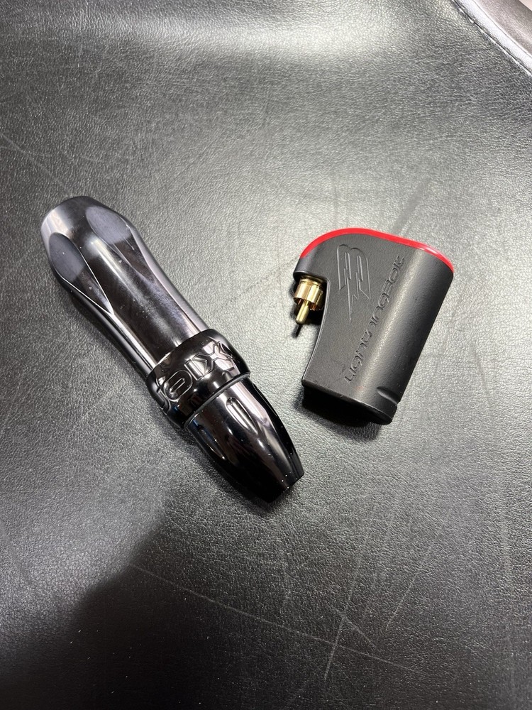 FK Iron Xion With Lightning Bolt Batter Pack