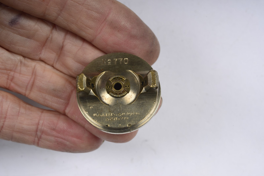 DeVILBISS Air cap #770 with ring.