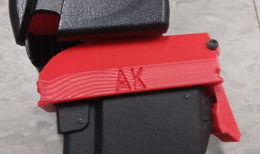 CYMA / LCT AK AEG Odin Speedloader Adapter (Red)
