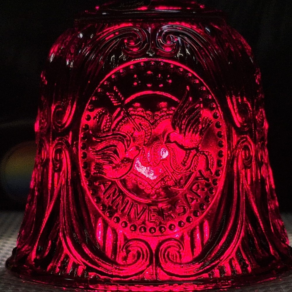 Vintage L.E. Smith Ruby Red 40th Anniversary Bell 6" Tall