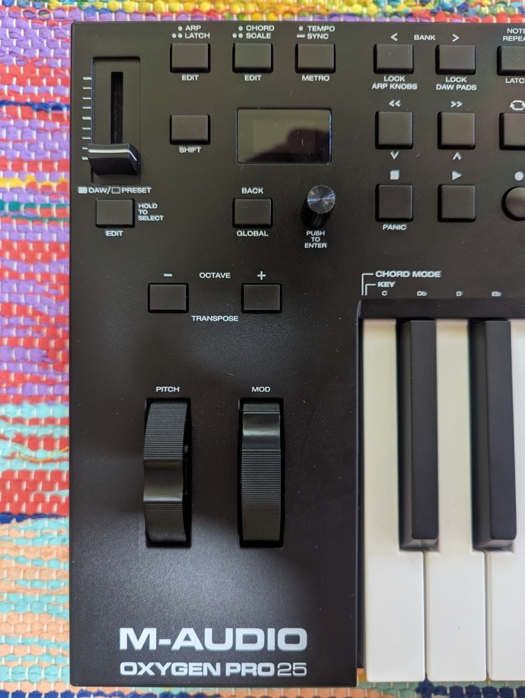 M-Audio Oxygen Pro 25-Key Midi controller