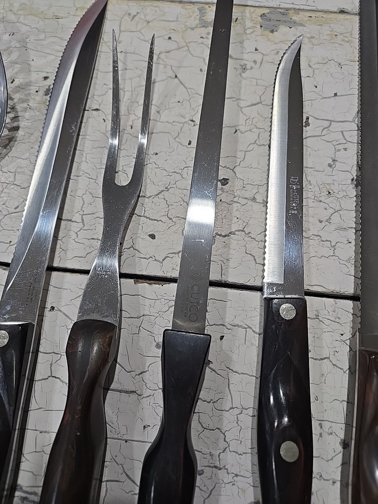 Cutco Knife Set (12) Used