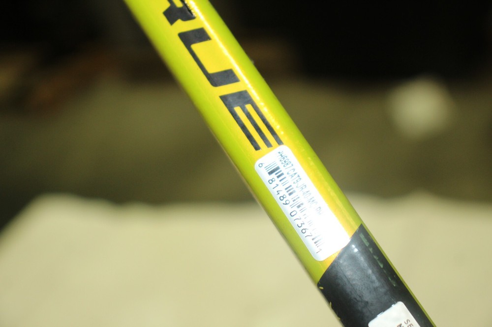 True Catalyst 9X Junior RH Hockey Stick