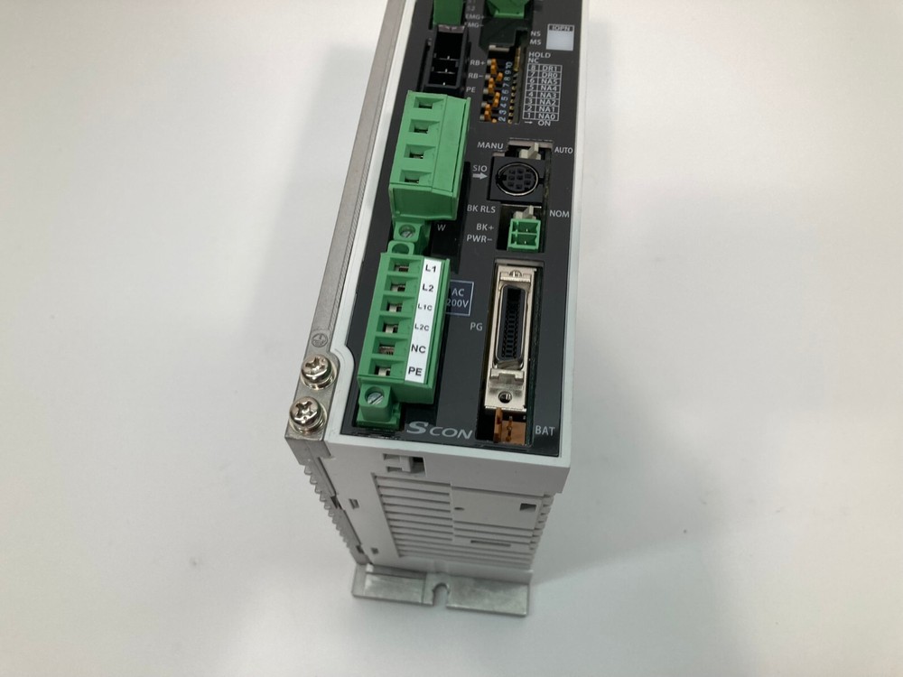 IAI SCON-C-100A-DV-0-2 Servo Controller