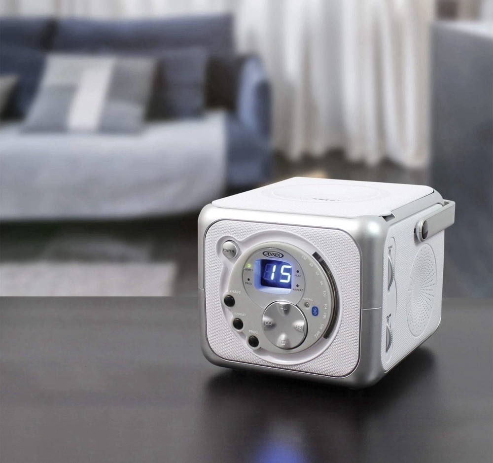 Jensen CD555 CD Bluetooth Boombox