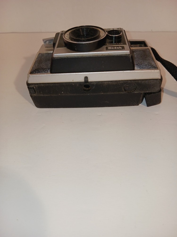 Kodiak Instamatic X-35 Camera -- Needs TLC