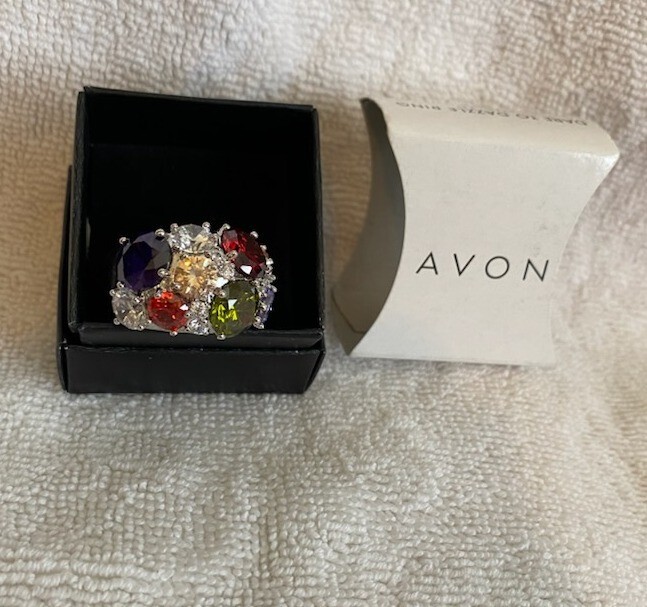 Avon Silver Tone Multi Stone Dare to Dazzle Ring Size 10 New