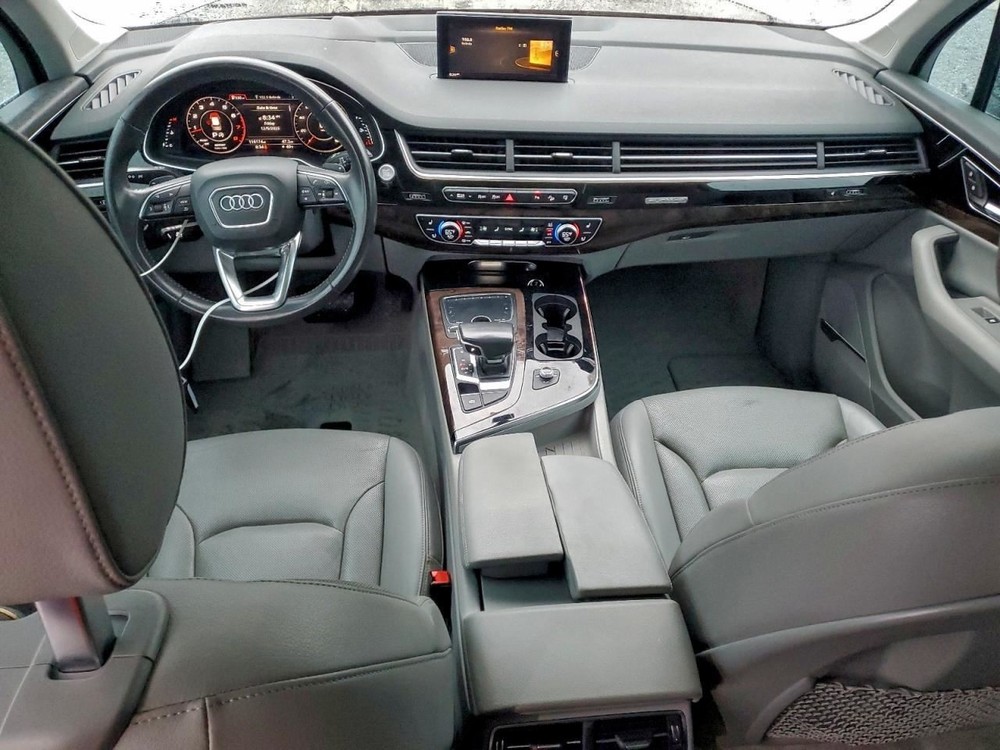 Fuse Box Engine Fits 17-24 AUDI Q7 4939768