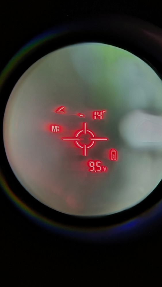 Luna Optics laser rangefinder 2000m (2160yds) with OLED display