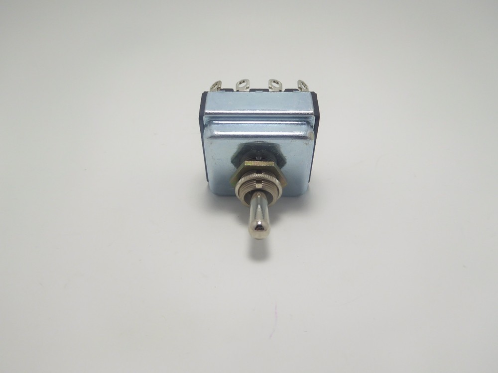 Eaton 7695K5 Toggle Switch 4PDT On-None-On