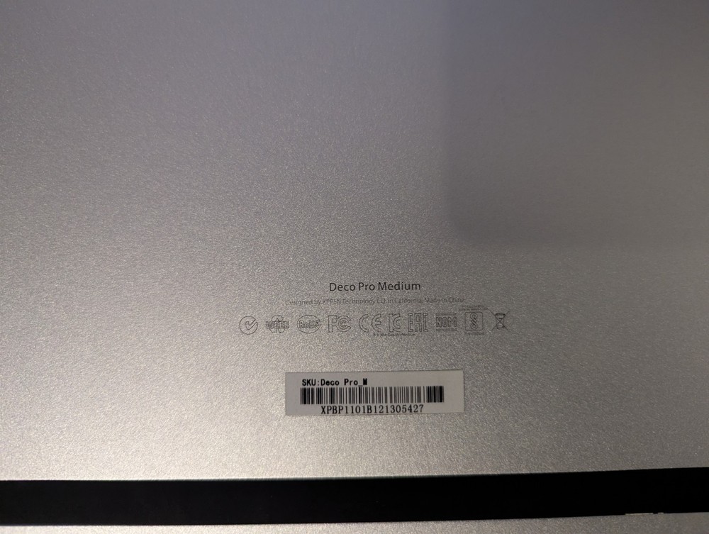 XP-Pen Deco Pro Medium Graphics Drawing Tablet Battery-Free Stylus