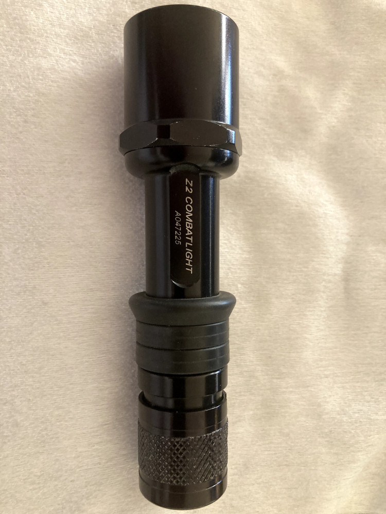 Surefire Z2 combatlight excellent condition
