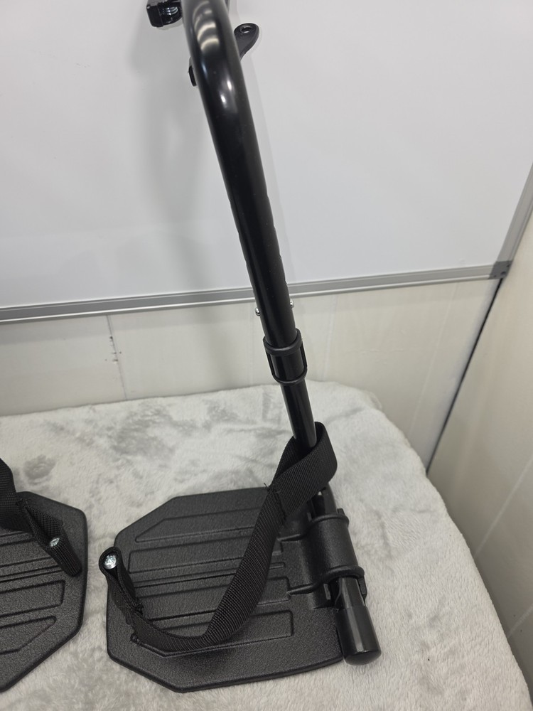 invacare 9000 xt. Adjustable legs Rest