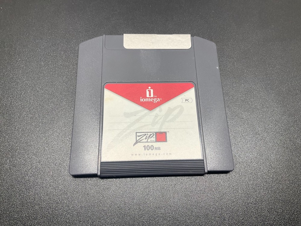 Iomega Zip Disk, 100MB Ten Pack, Formatted for PC, Multicolored
