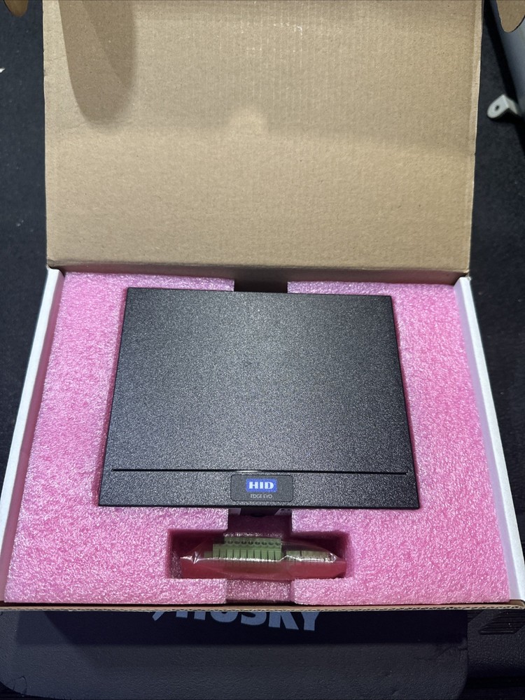 HID EDGE EVO EH400-K 82000CKE1A Networked Controller Open Box