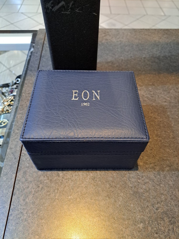 High Quality Blue Leather EON Watch Box