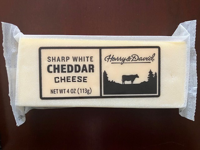 Harry & Devid Sharp White Cheddar Cheese & 90% Extra Dark Chocolate
