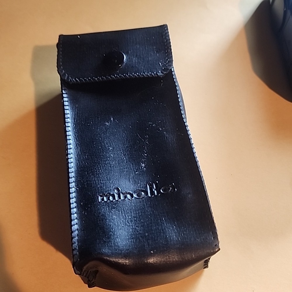 Minolta Auto 128 Camera Photo Flash Unit With Case