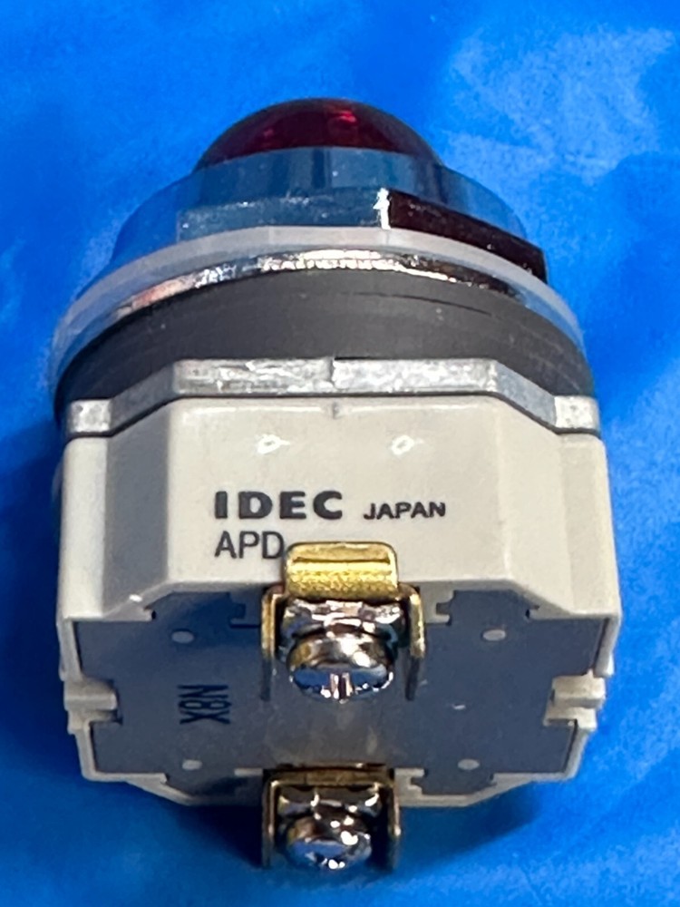 IDEC APDN8X PILOT LIGHT COLOR: RED