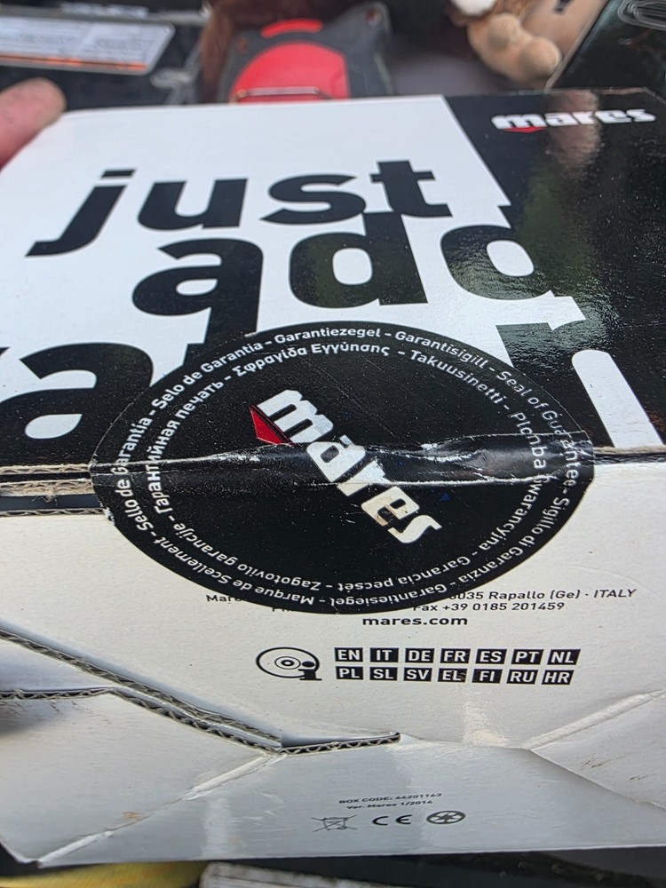 Mares Puck Pro Wrist Dive Computer - Gray (414127-GR)