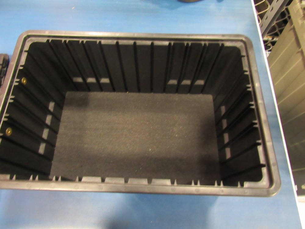 Quantum ESD Conductive Storage Bins NEW Open Box (DG92080CO)