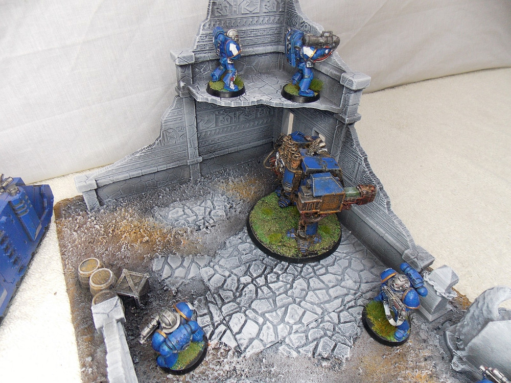 WARGAMING TERRAIN PAINTED BUILDING