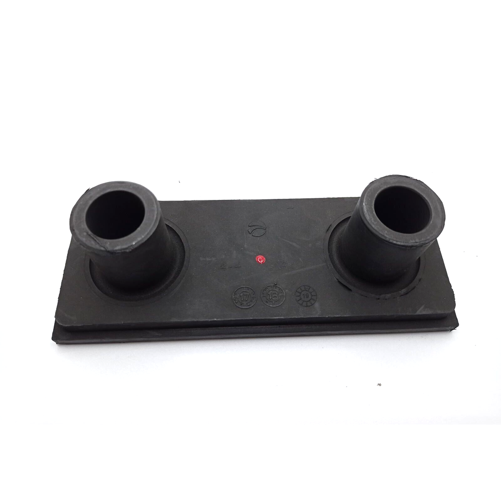 BCD289451 Lower Engine Mount for Freightliner Columbia & Century Class Replac.