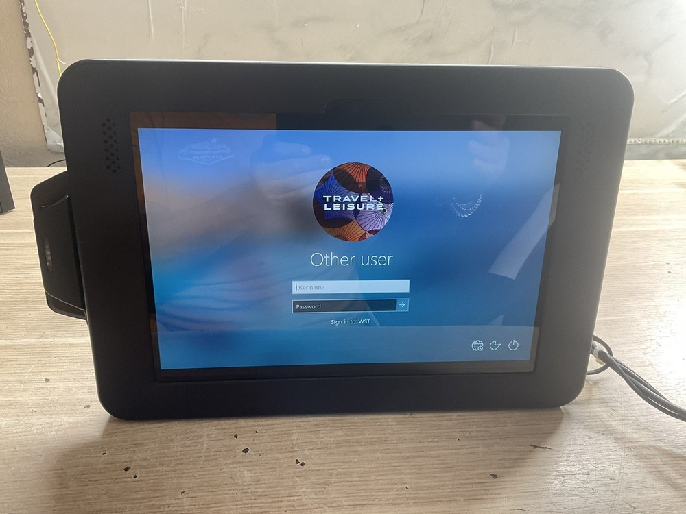 Armoractive Rapid Doc /pro Kiosk /display/ JUA2557