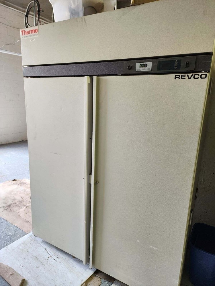 Thermo Electron REL5004A21 - General-purpose, laboratory, two-door Refrigerator