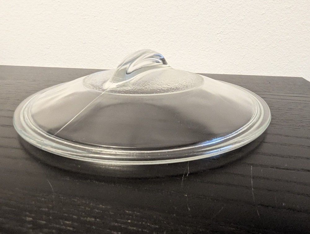 Vtg Pyrex? 8" Dia. Lid Round Moon Handle - Textured Center