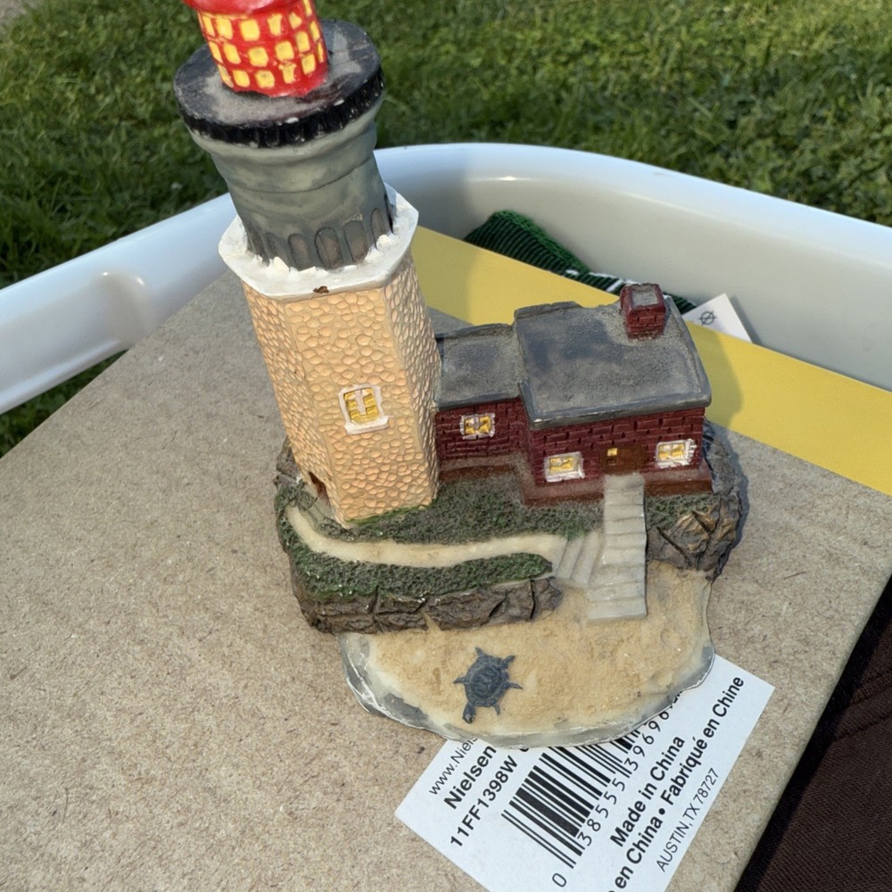6” Light House
