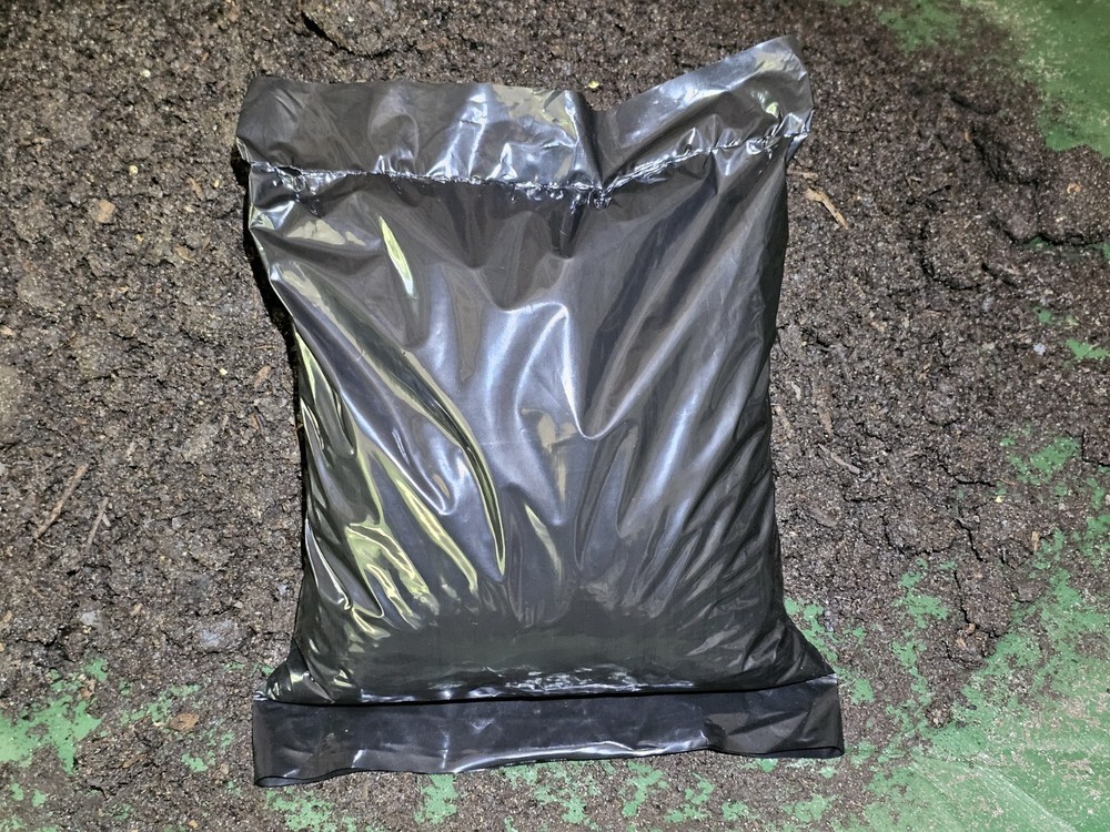 10 LBS. Vermicompost RAW/Unscreened, Biologically Active Soil Amendment