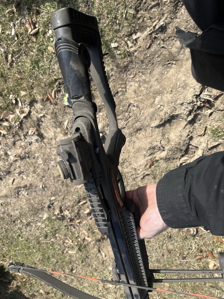 Barnett BCR Crossbow With Red Dot