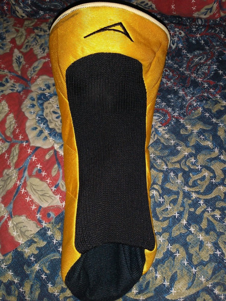*Used Head Cover - Turbo Max #1 Gold/Black