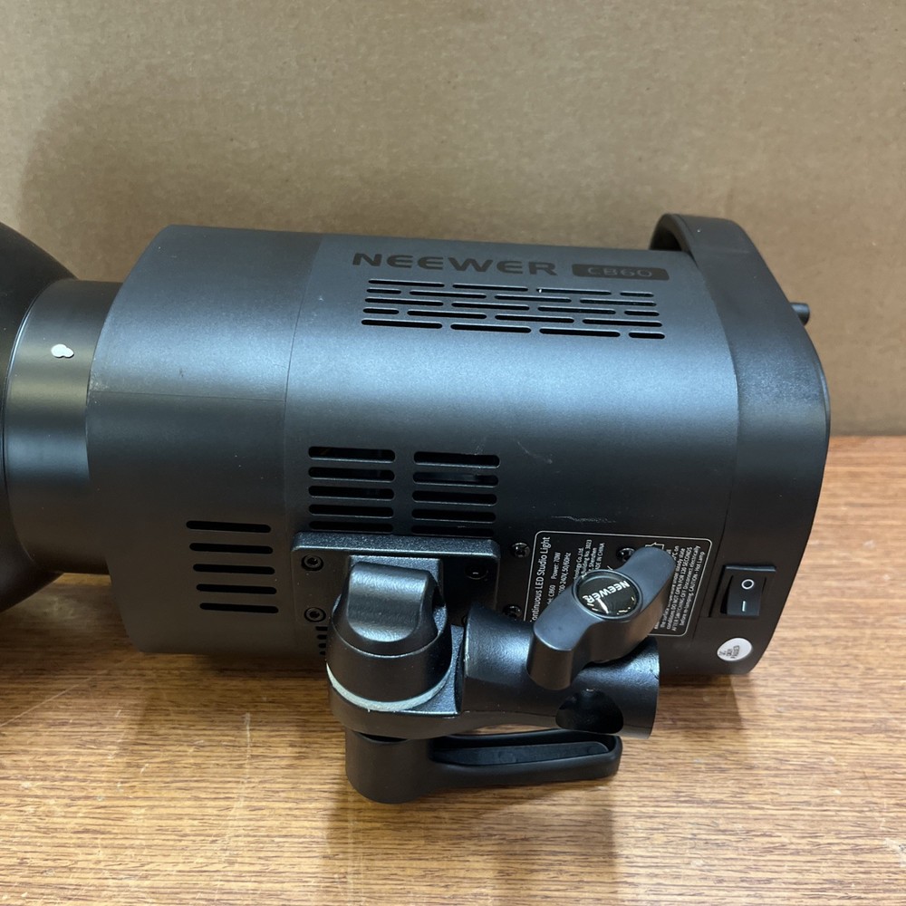 NEEWER CB60 LED Video Light