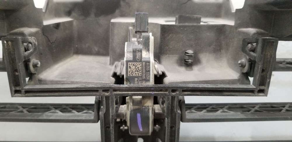 15 FORD F150 2.7L UPPER AIR SHUTTER