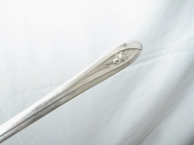 IS INTERNATIONAL SILVER TULIP PLATED FLATWARE SET SILVERWARE 46 PIECES W/BOX
