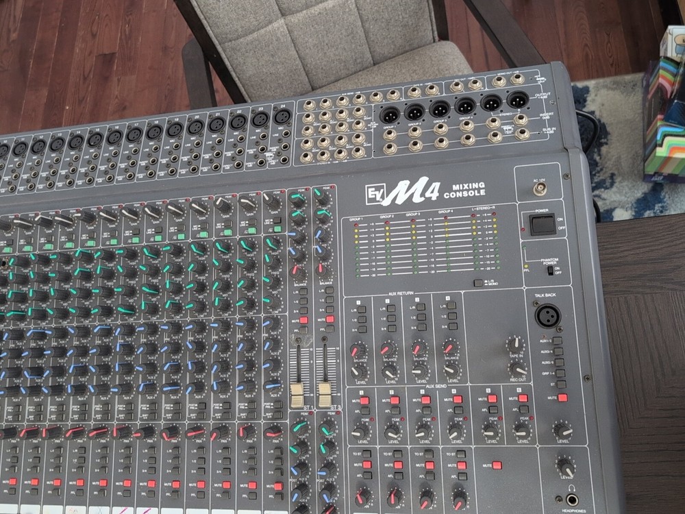 Ev M4 Mixing Console 24 Channel
