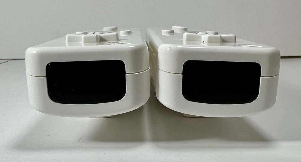 TIANHOO Wii Controller 2-Pack – Remote Controllers with Silicone Case & Wrist St