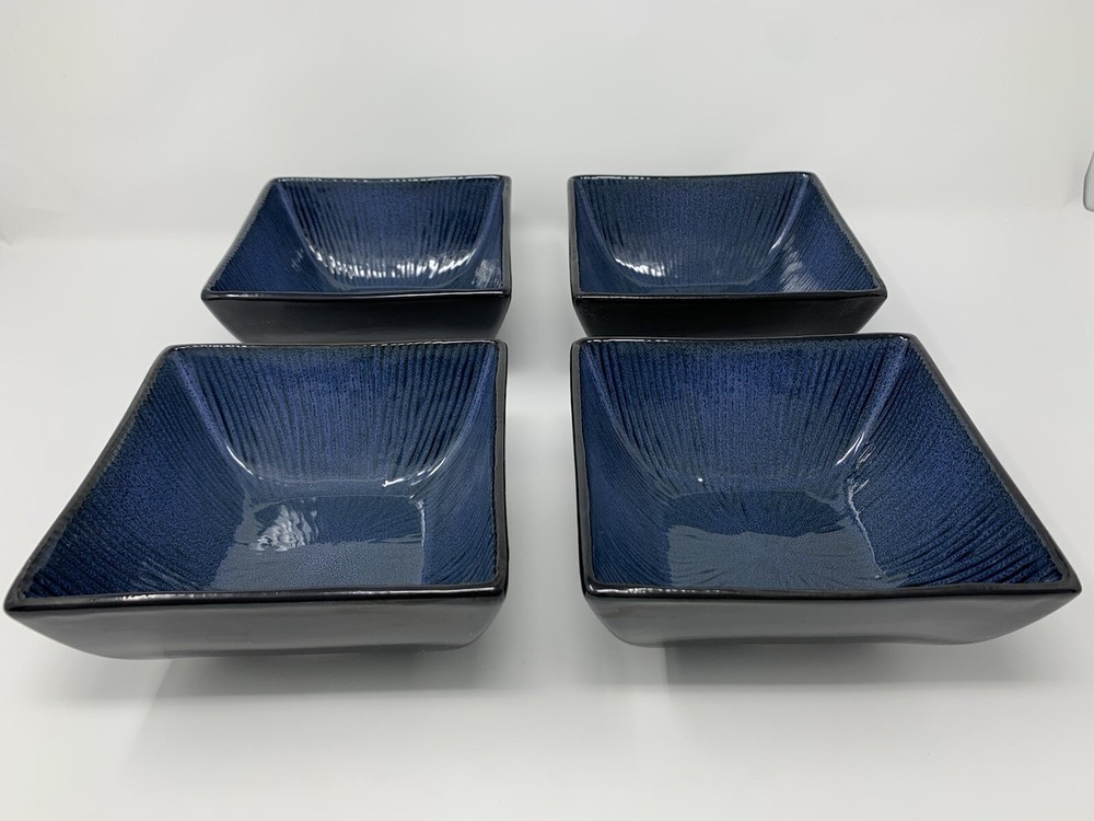 Oneida - Reflection Blue - 4 Soup or Cereal Bowls