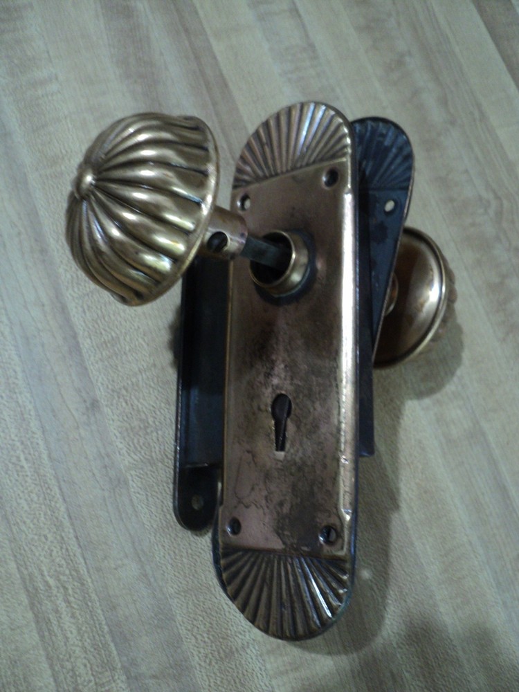 Beautiful COPPER Fluted LOCKING DOOR KNOB SET