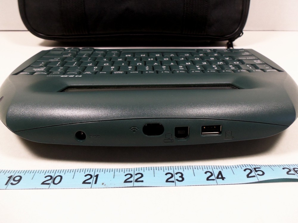NEO By ALPHASMART PORTABLE PC Classroom WORD PROCESSOR with Power USB Cord Case