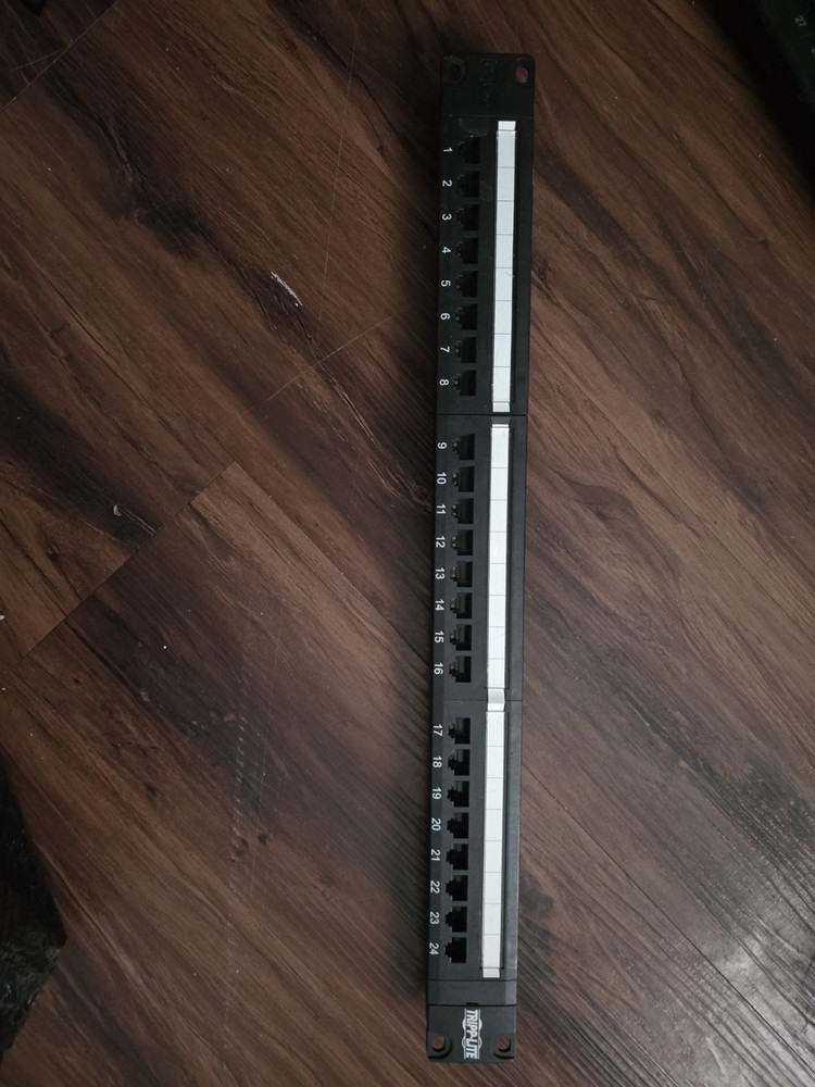 Tripp Lite 24 Port Cat5e Patch Panel