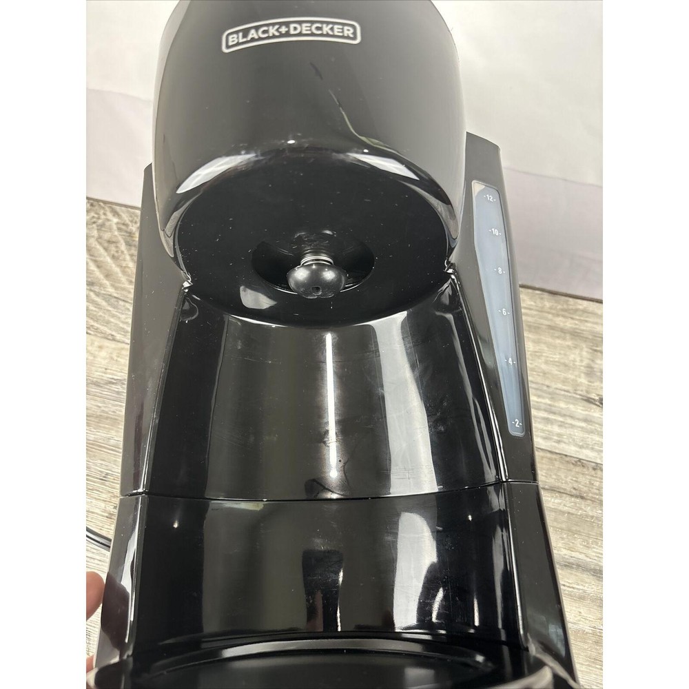 Black + Decker CM1100B 12-Cup Programmable Coffeemaker Cleaned Tested Free Ship